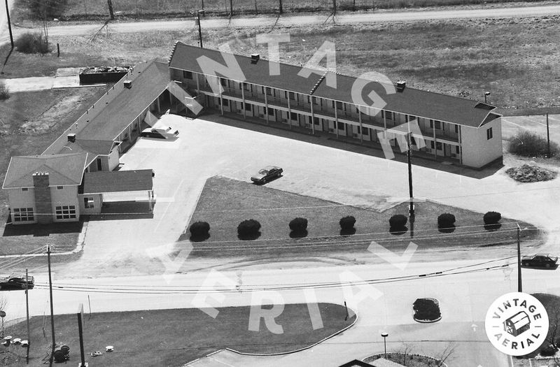 Thumb Heritage Inn (Motel 46) - 1989 (newer photo)